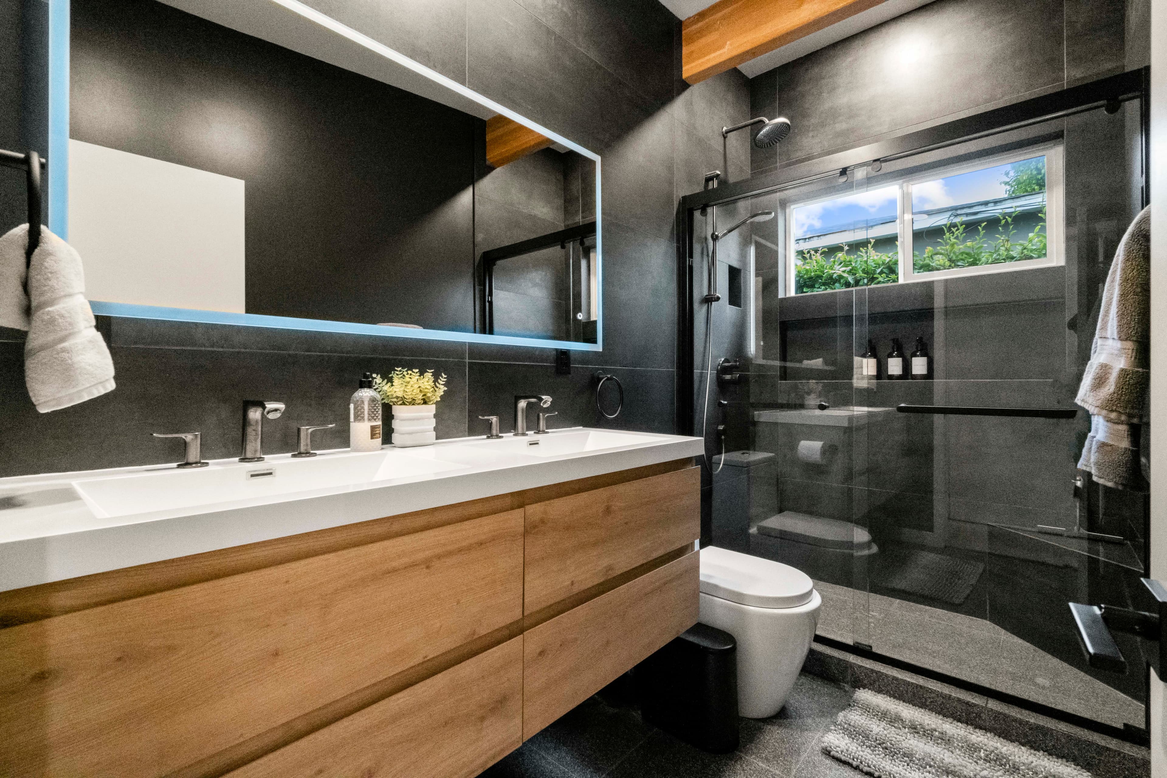 Mar Vista Main Home — photo 13