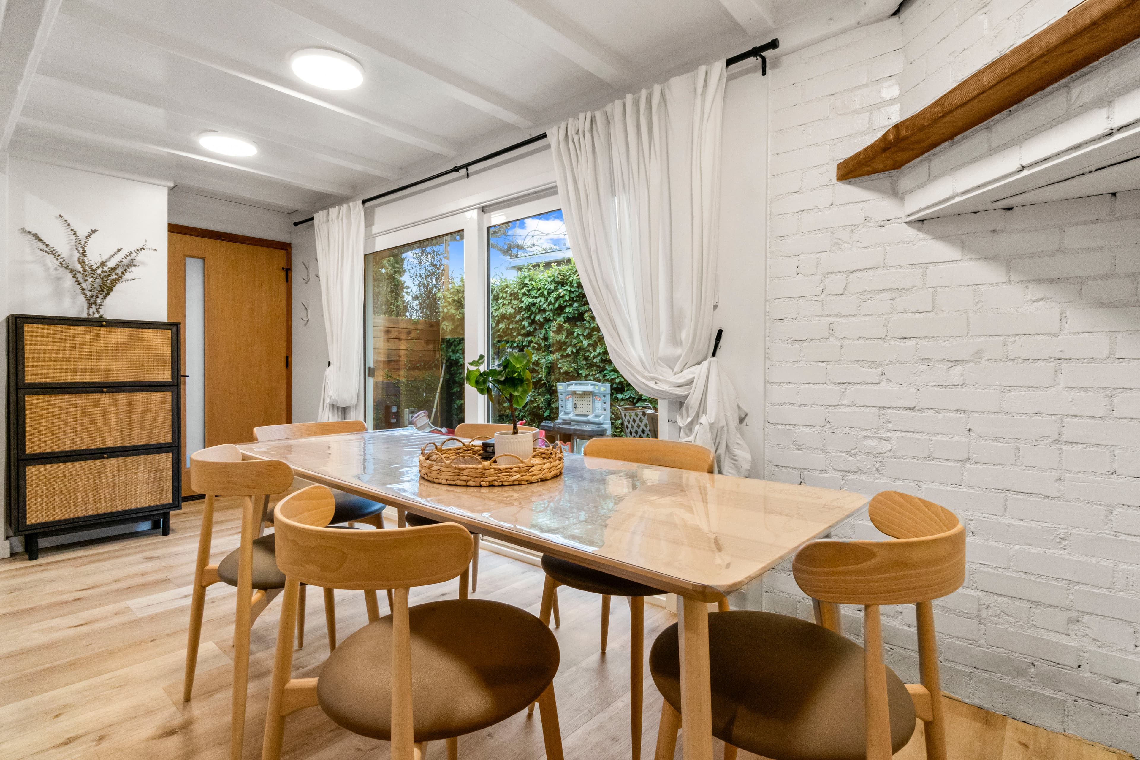 Mar Vista Main Home — photo 16