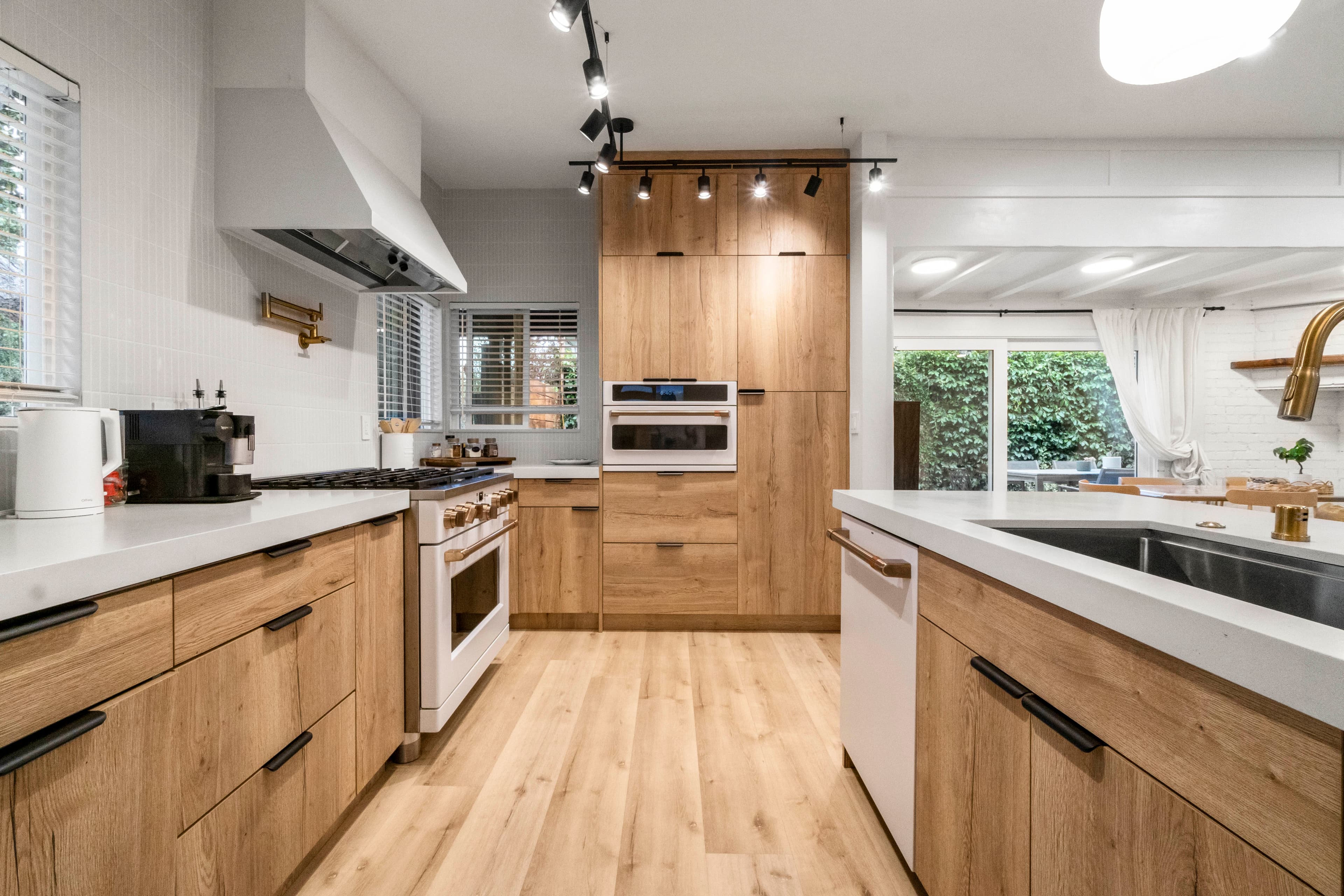 Mar Vista Main Home — photo 32